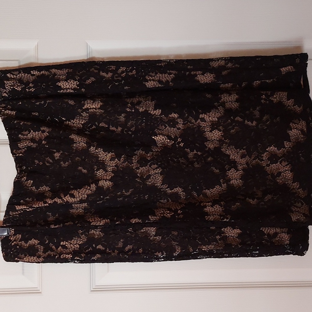 Apt 9 skirt